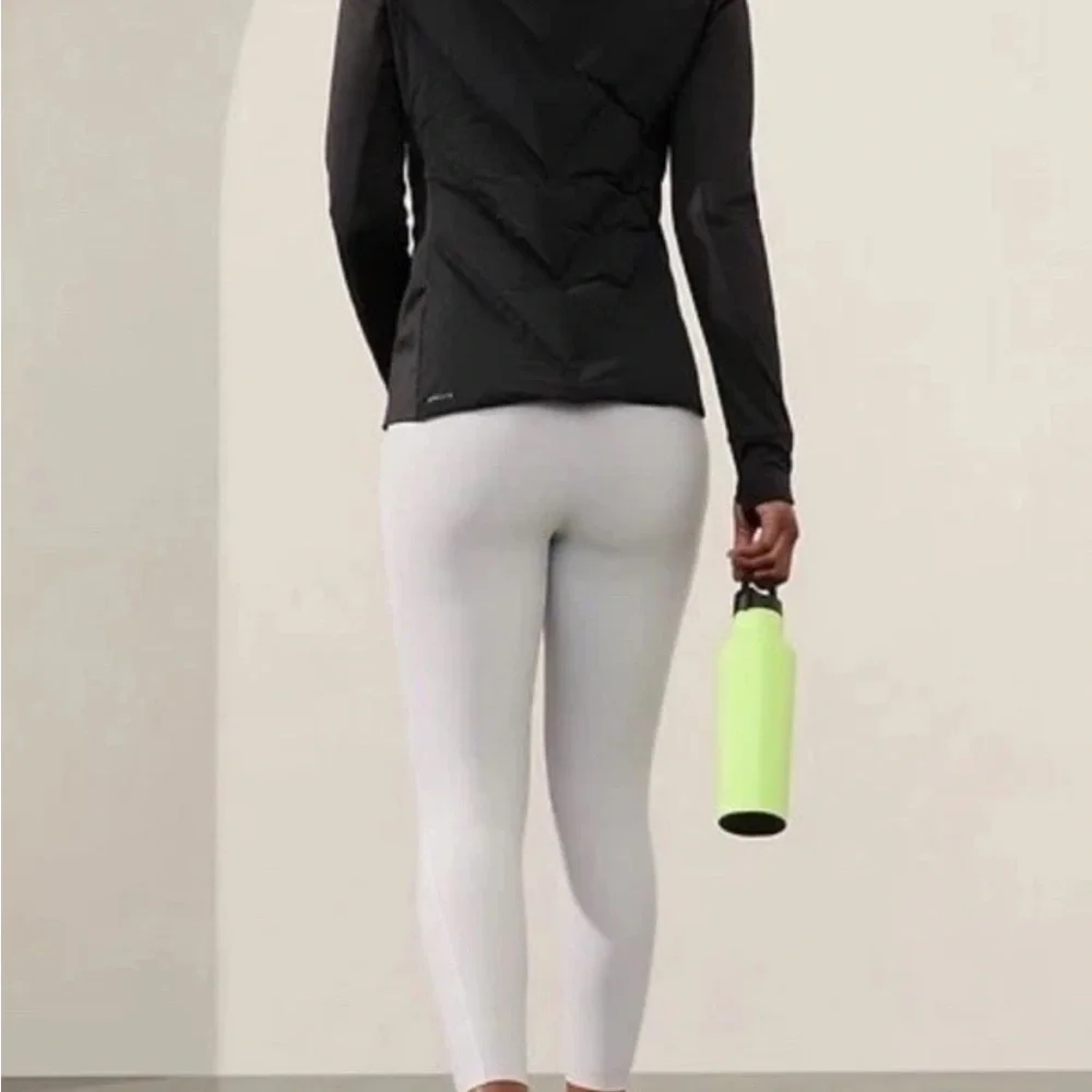 Athleta Inlet Jacket Quilted Down with Hood. Size Small - Picture 8 of 13
